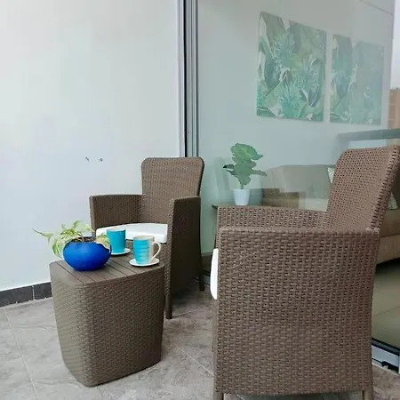 Apartamento Moderno apartamento a 5 min de casco antiguo *